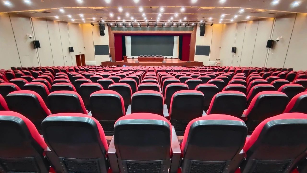 开云kaiyun电竞会议扩声系统工程产品服务于六安市某学堂！